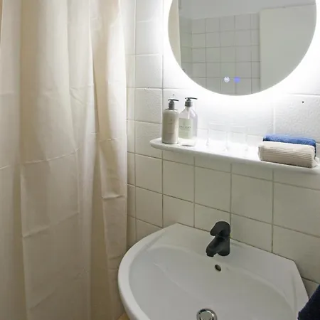Zentrale 1-zimmer Nahe Tu & Hbf Apartment